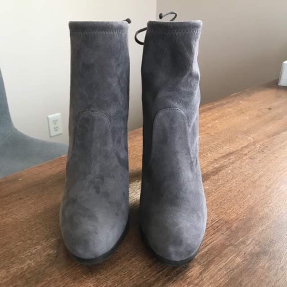 Stuart Weitzman Booties - Picture 2 of 4
